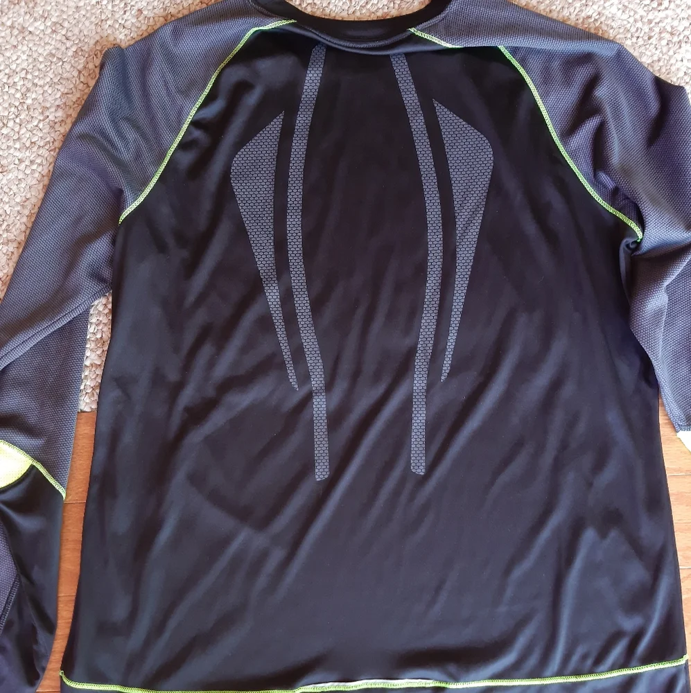 Mens Asics Compression Shirt size Medium